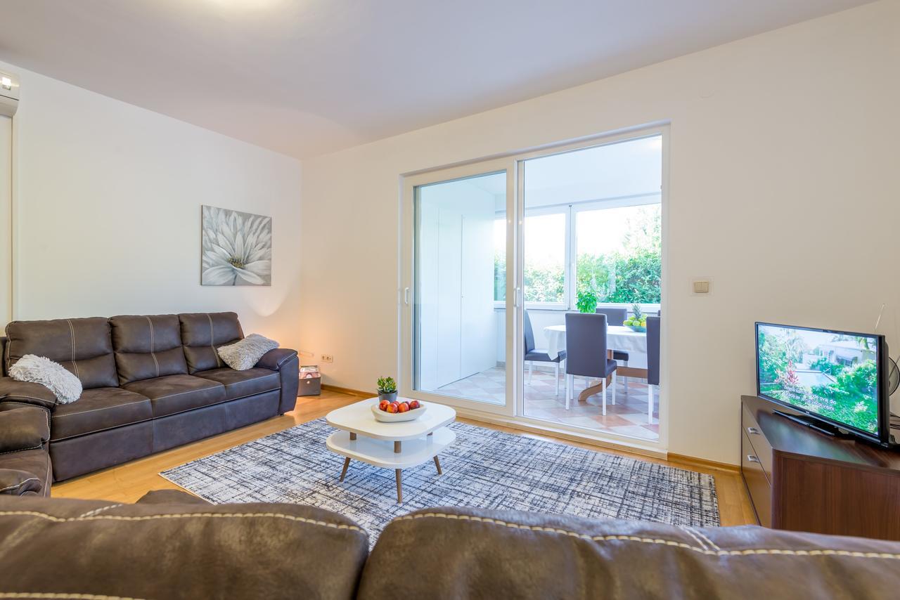 Apartment With Terrace And Mini Pool Green Gold Dubrovnik Eksteriør bilde